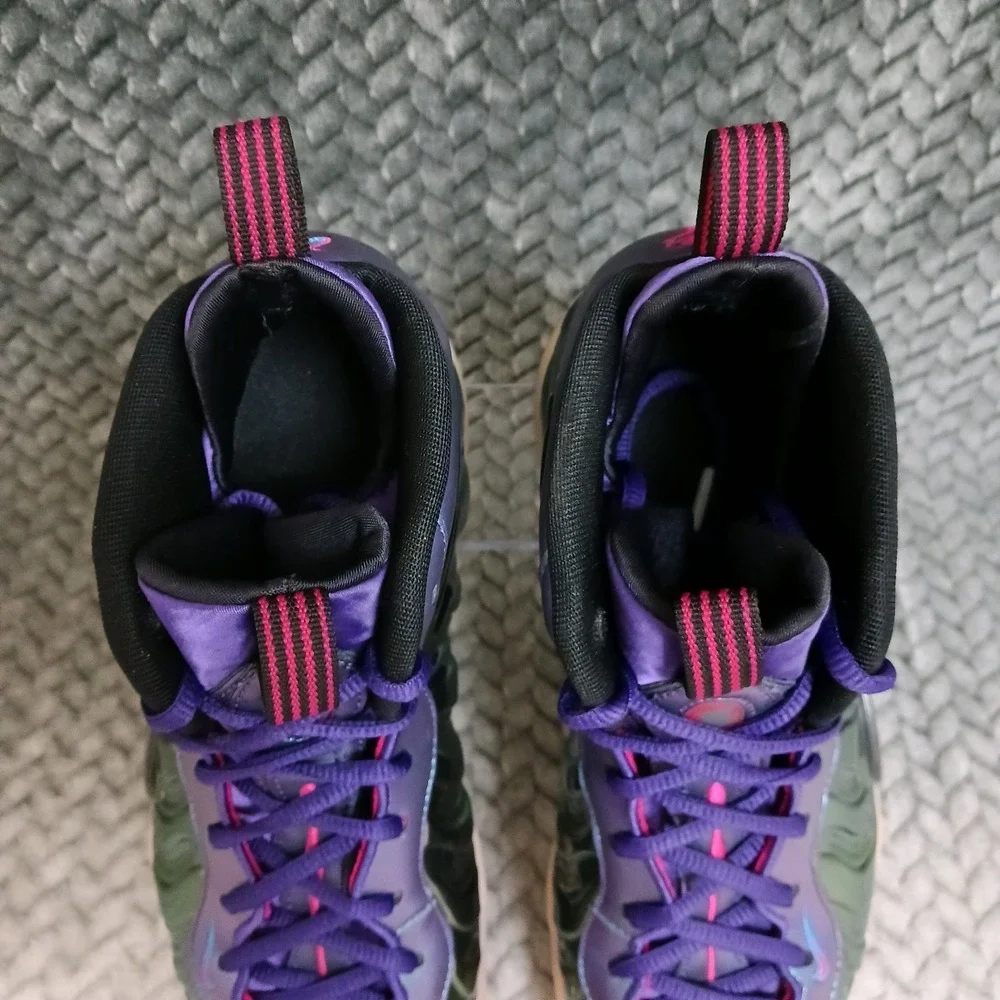 Nike Little Posite One GS Iridescent Purple Youth Basketball Shoes Size 6.5Y